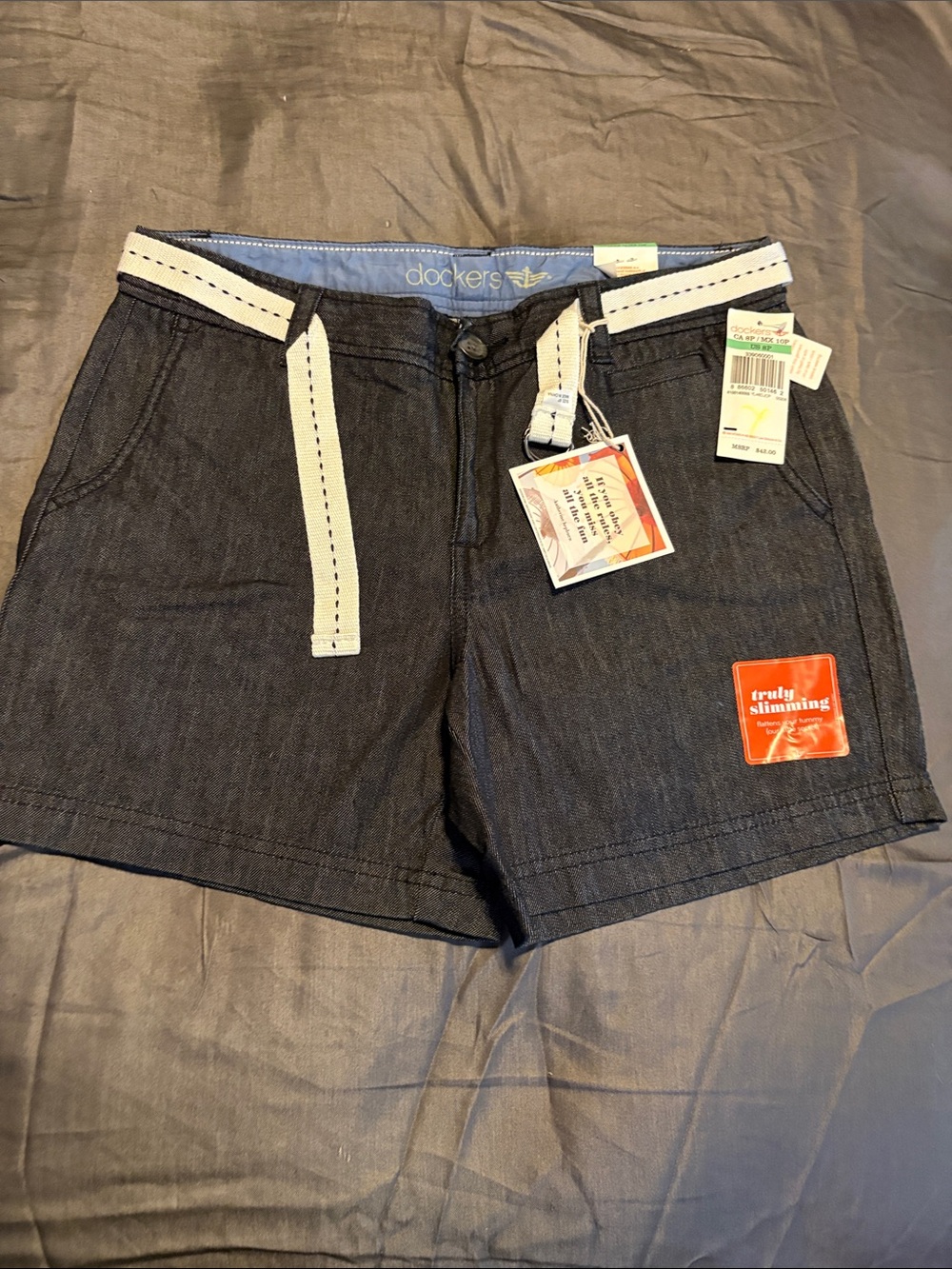 Women’s NWT Dockers Denim shorts with belt